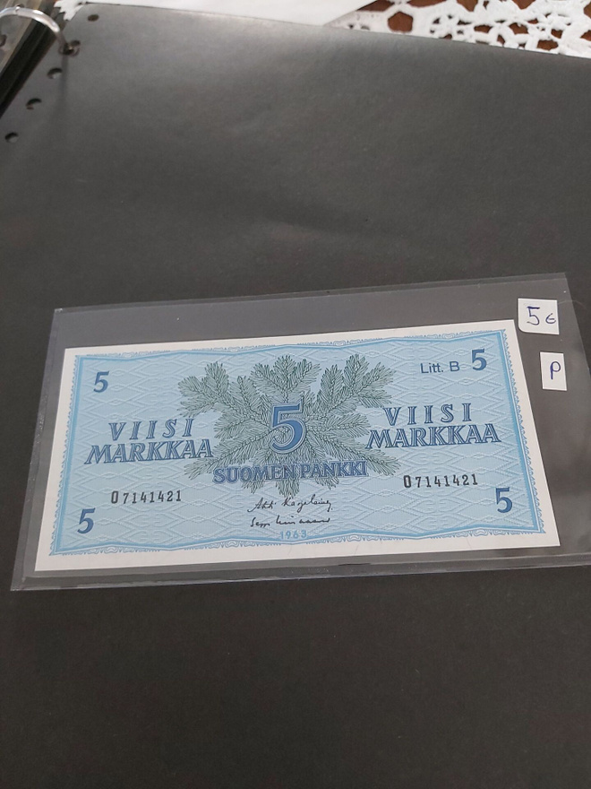 Pakka sileä 5mk Litt.B seteli 1963