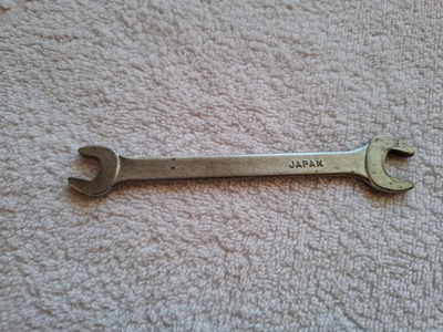 TOYOTA Kiintoavain 8/10 vintage