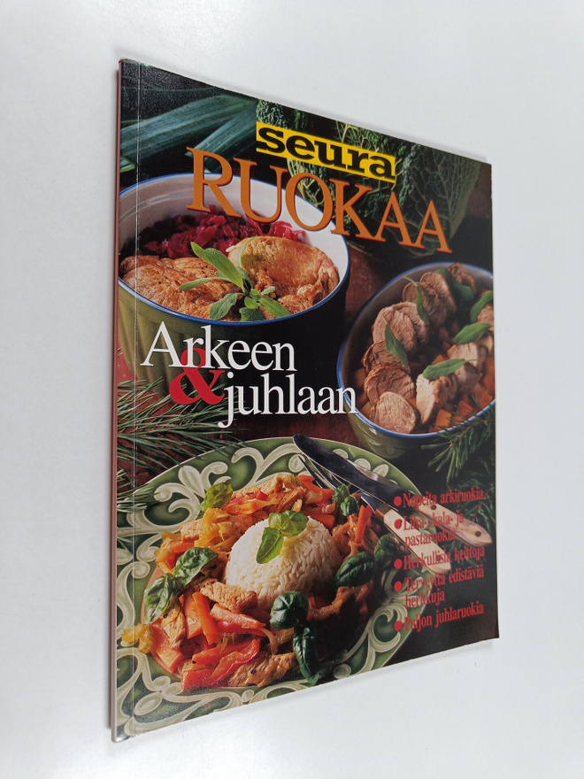 Sirkka Hirvonen : Ruokaa arkeen & juhlaan