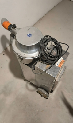 Eurovac Hurricane 42 -teollisuusimuri / rakennusimuri (2500