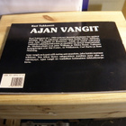 Kari Tuhkanen Ajan vangit (nidottu) - pikkukuva 2