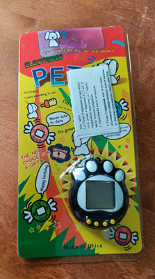 Electronic Pet - musta *NOS