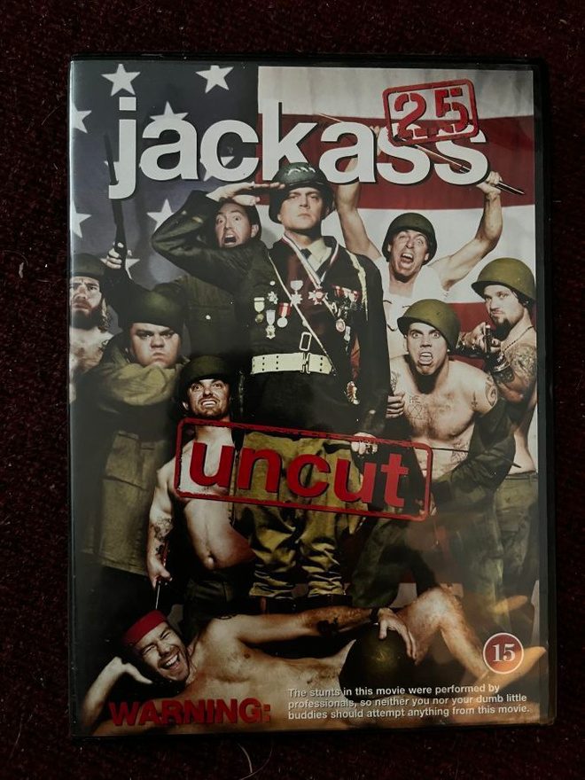 DVD: Jackass 2.5 - Uncut