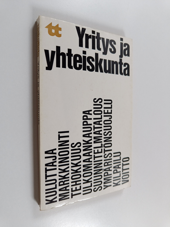 Harriet ym. (toim.) Magnusson : Yritys ja yhteiskunta