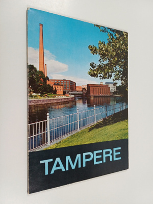 Tampere : sinisten järvien kaupunki = en pärla mellan blå...