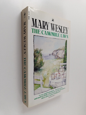 Mary Wesley : The Camomile Lawn