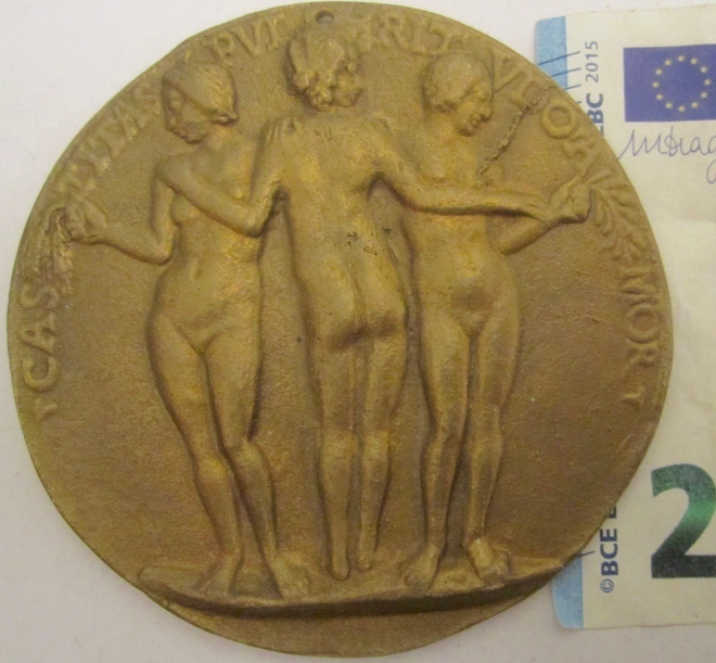 TODELLA VANHA Renessanssi Mitali