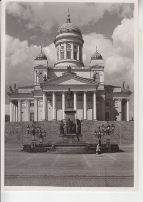 Helsinki Tuomiokirkko käyttämättömänä