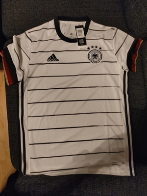 Uusi Adidas jalkapallopaita Saksan maajoukkue, koko M