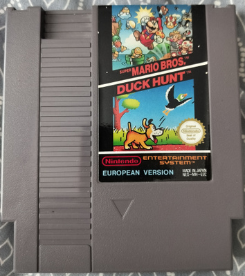 NES SMB ja Duck Hunt (L)
