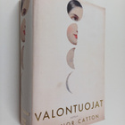 Eleanor Catton : Valontuojat - pikkukuva 1