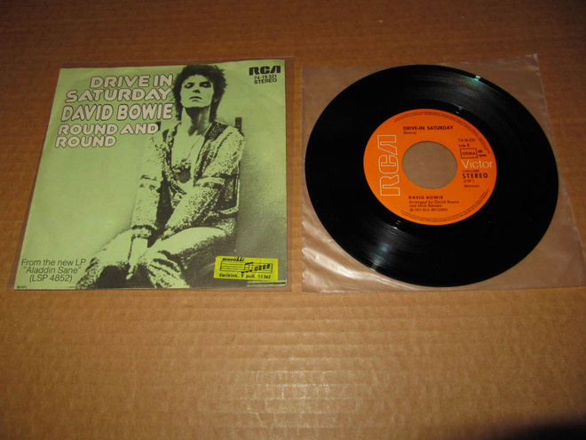 David Bowie 7" Drive In Saturday/Round And Round,PS v.1973
