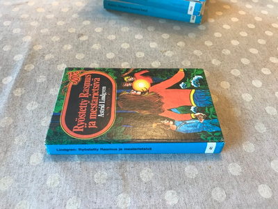 NUORTEN TOIVEKIRJASTO NRO 41