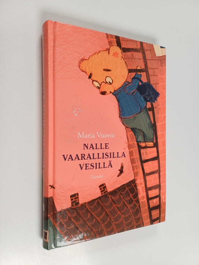 Maria Vuorio : Nalle vaarallisilla vesillä