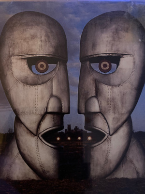 PINK FLOYD: THE DIVISION BELL