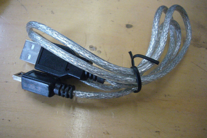 10 kpl USB - miniUSB liitinkaapeli, hopea