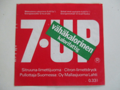 JUOMA ETIKETTI - 7 UP (K10-S83)