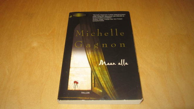 Michelle Gagnon - Maan alla