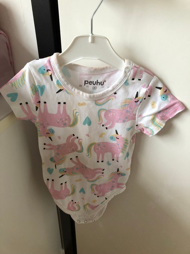 Yksisarvis t-paita body koko 80