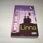 Outi Pakkanen Linna -pok - pikkukuva 1