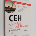 Kimberly Graves : CEH Certified Ethical Hacker Study Guide - pikkukuva 1