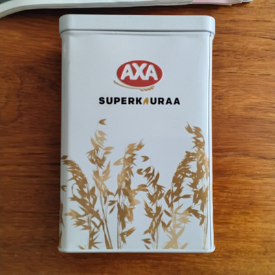 Superkauraa, peltipurkki