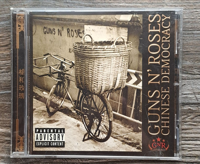 Guns N Roses chinese democracy cd!
