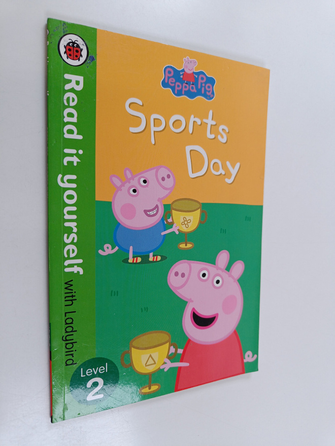 Lorraine Horsley : Sports Day