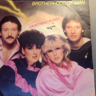 BROTHERHOOD OF MAN :: LIGHTNING FLASH :: VINYYLI  7"    1982 - pikkukuva 1