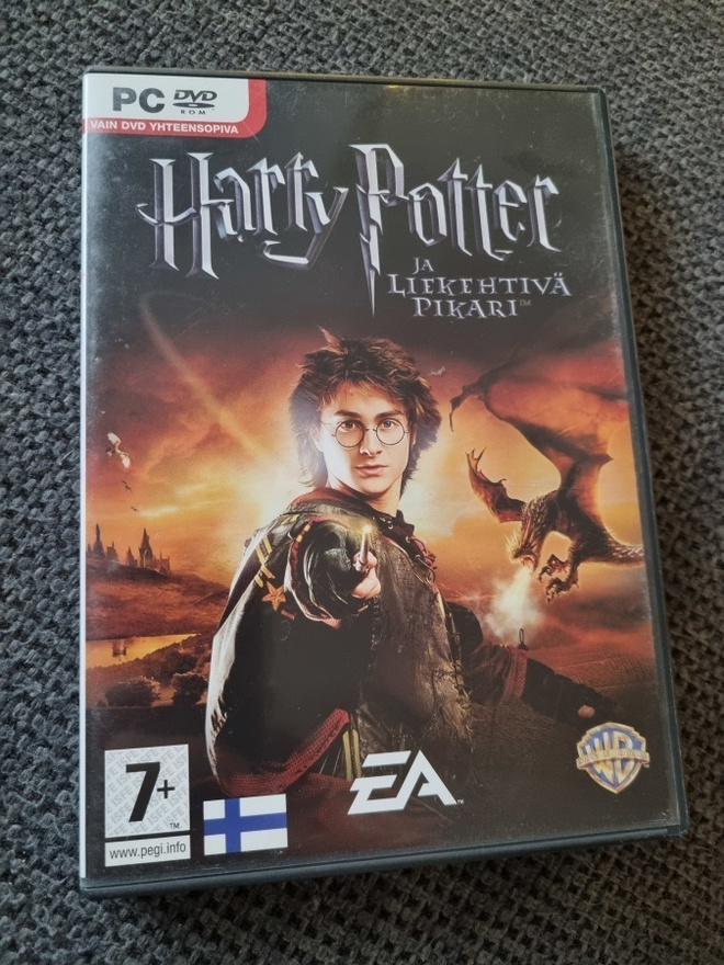 Harry potter ja liekehtivä pikari
