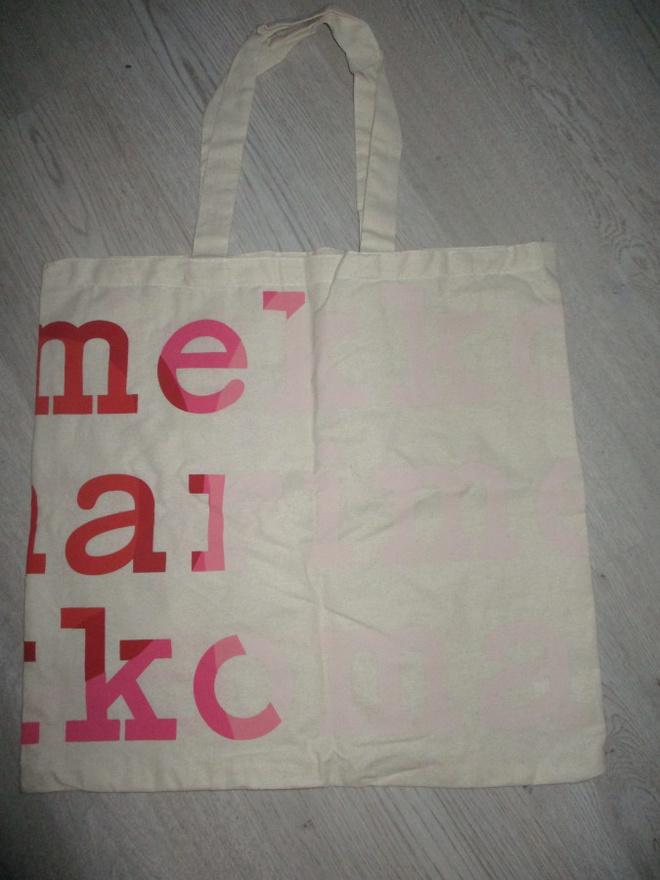 MARIMEKKO LIUKUVÄRJÄTTY UUSI LOGOKASSI