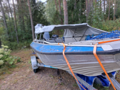 Big Buster + Yamaha Aetol 80 Hv + traileri