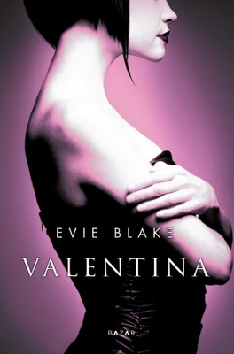 Evie Blake: Valentina