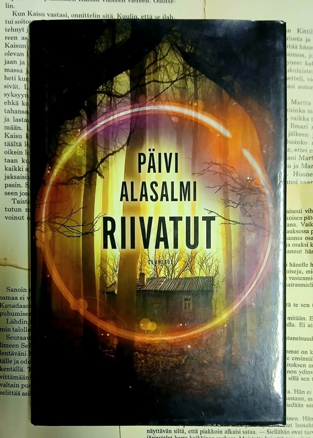 Päivi Alasalmi - Riivatut (sid.)