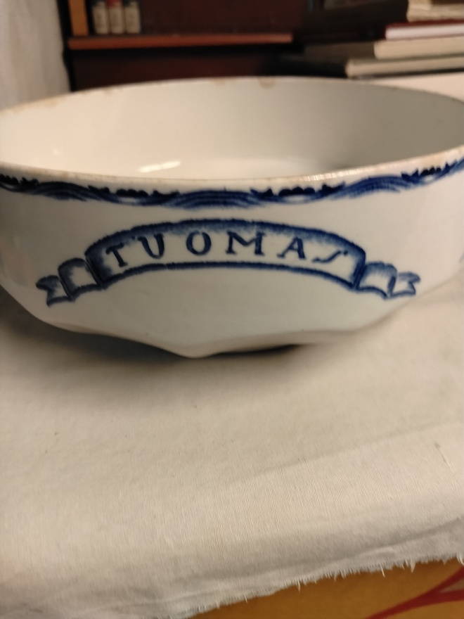 arabia kulho seitemänveljestä tuomo