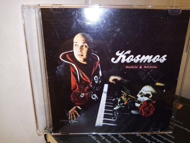 CD :  KOSMOS :  RUUSUJA & RUHJEITA ( SIS POSTIKULU )