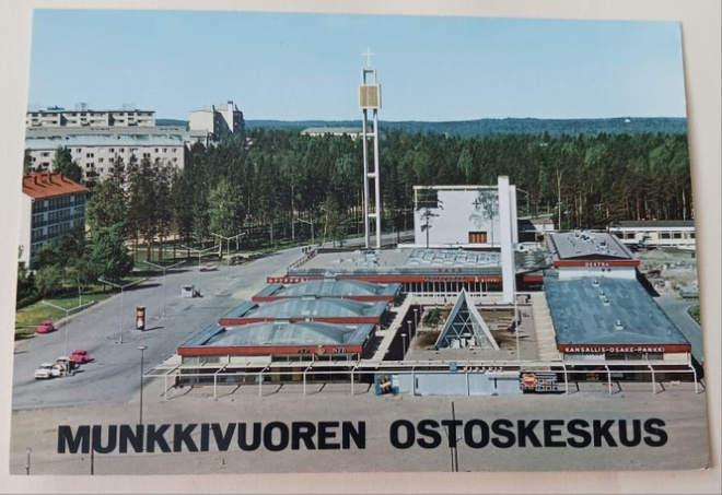 Helsinki, Munkkivuoren ostoskeskus, kirkko, ei p.