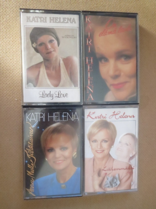 Katri Helena: neljä c-kasettia
