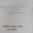 Jari Sinkkonen : Leikkiä vakavilla asioilla (signeerattu) - pikkukuva 3