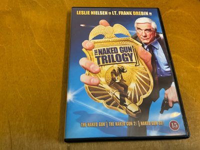 Mies ja alaston ase trilogia (3dvd)