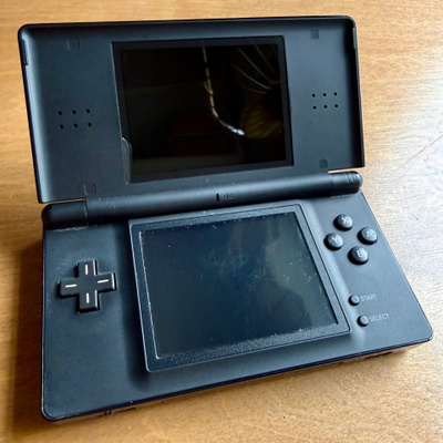 Nintendo DS Lite + Final Fantasy VI sound restoration