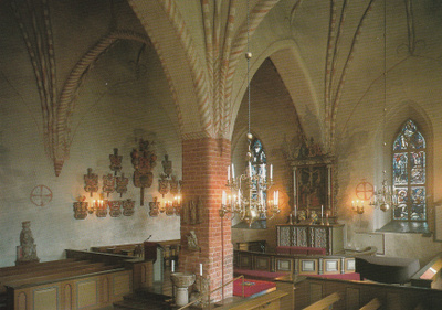 KIRKKOKORTTI - HOLLOLAN KIRKKO - SISÄKUVA - 8