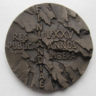 Res publica Finlandiae LXXV annos libera (T. Sakki) - pikkukuva 1