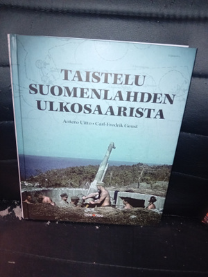 Uitto - Geust : Taistelu Suomenlahden ulkosaarista ( SIS POS