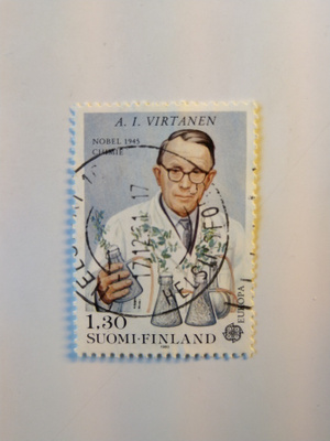 Postimerkki A. I. Virtanen Nober 1945 1,30