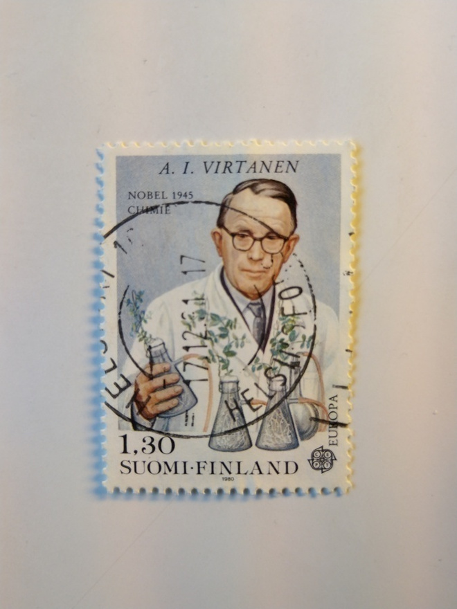 Postimerkki A. I. Virtanen Nober 1945 1,30