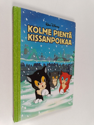Kolme pientä kissanpoikaa