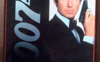 SIDESHOW JAMES BOND Sean Bean figure  - HEAD HUNTER STORE.