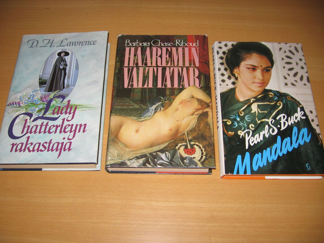 3 kirjaa, mm. Lady Chatterleyn rakastaja