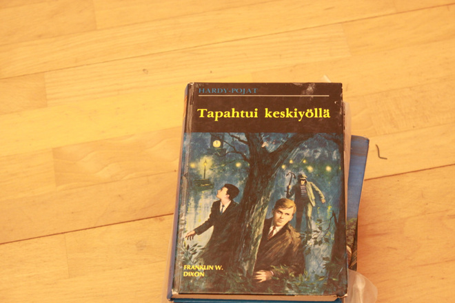 Franklin W. Dixon Hardy pojat Tapahtui keskiyöllä